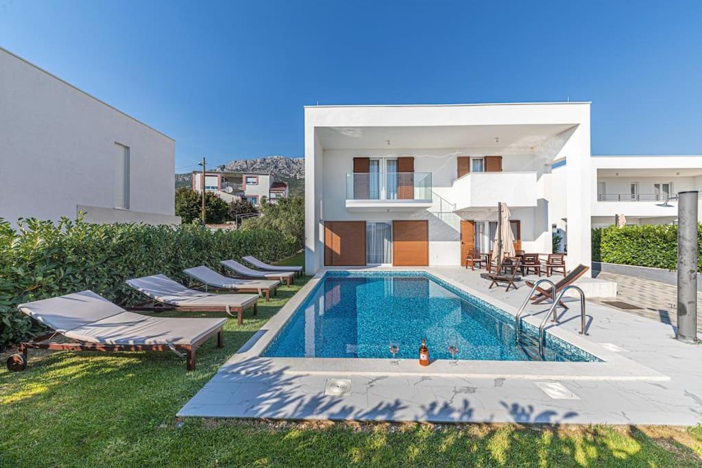 Luxury Villa Tina With Private Heated Pool Kastela Dış mekan fotoğraf